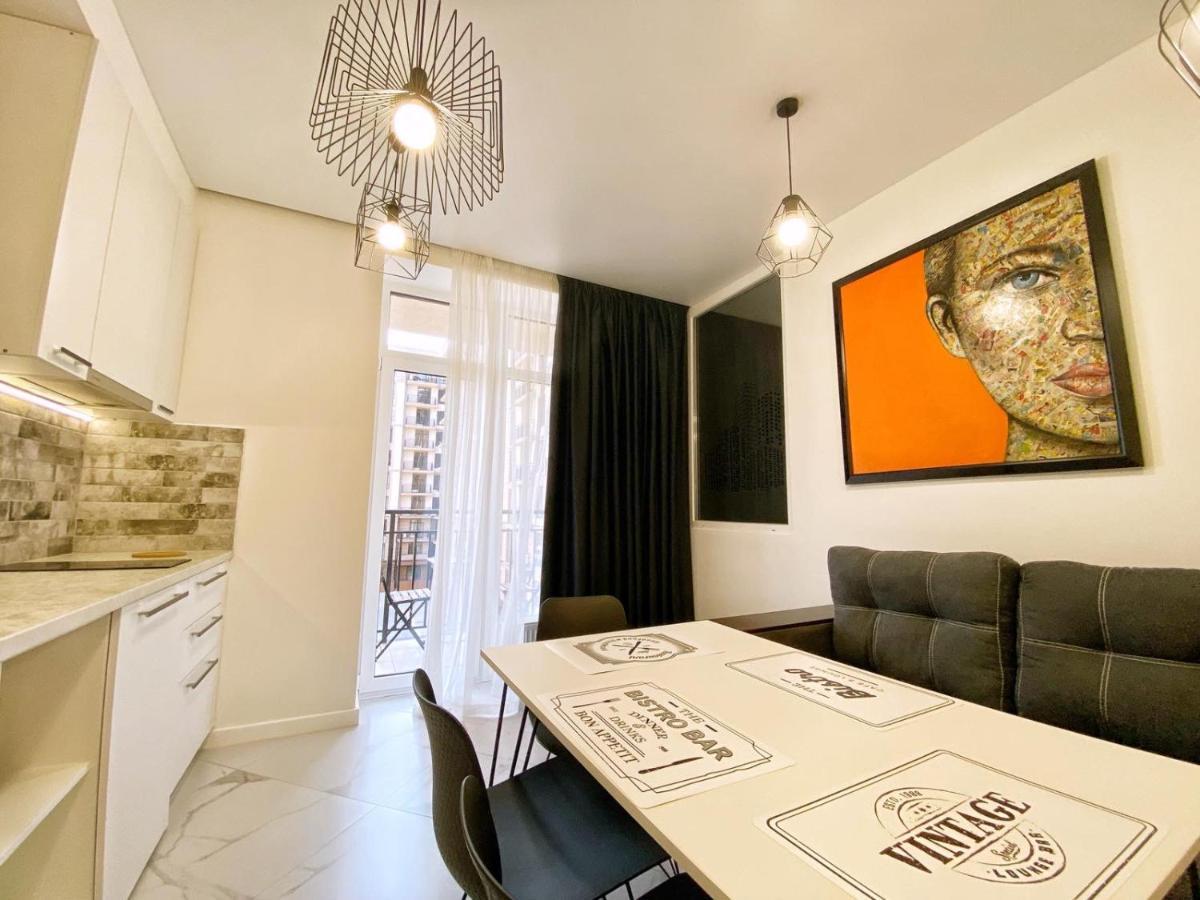 Kikasso Art Apart Odessa Fontanka Ngoại thất bức ảnh