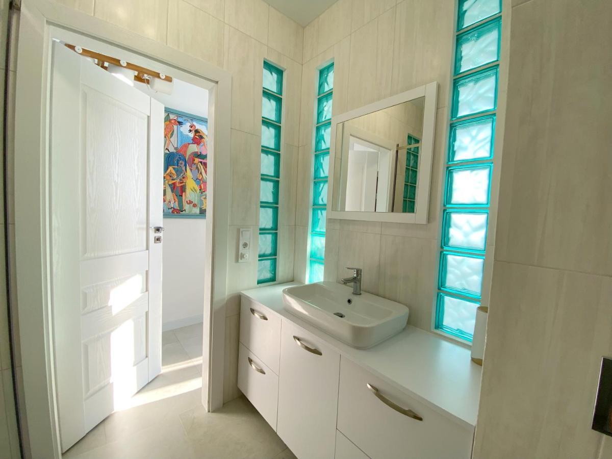 Kikasso Art Apart Odessa Fontanka Ngoại thất bức ảnh